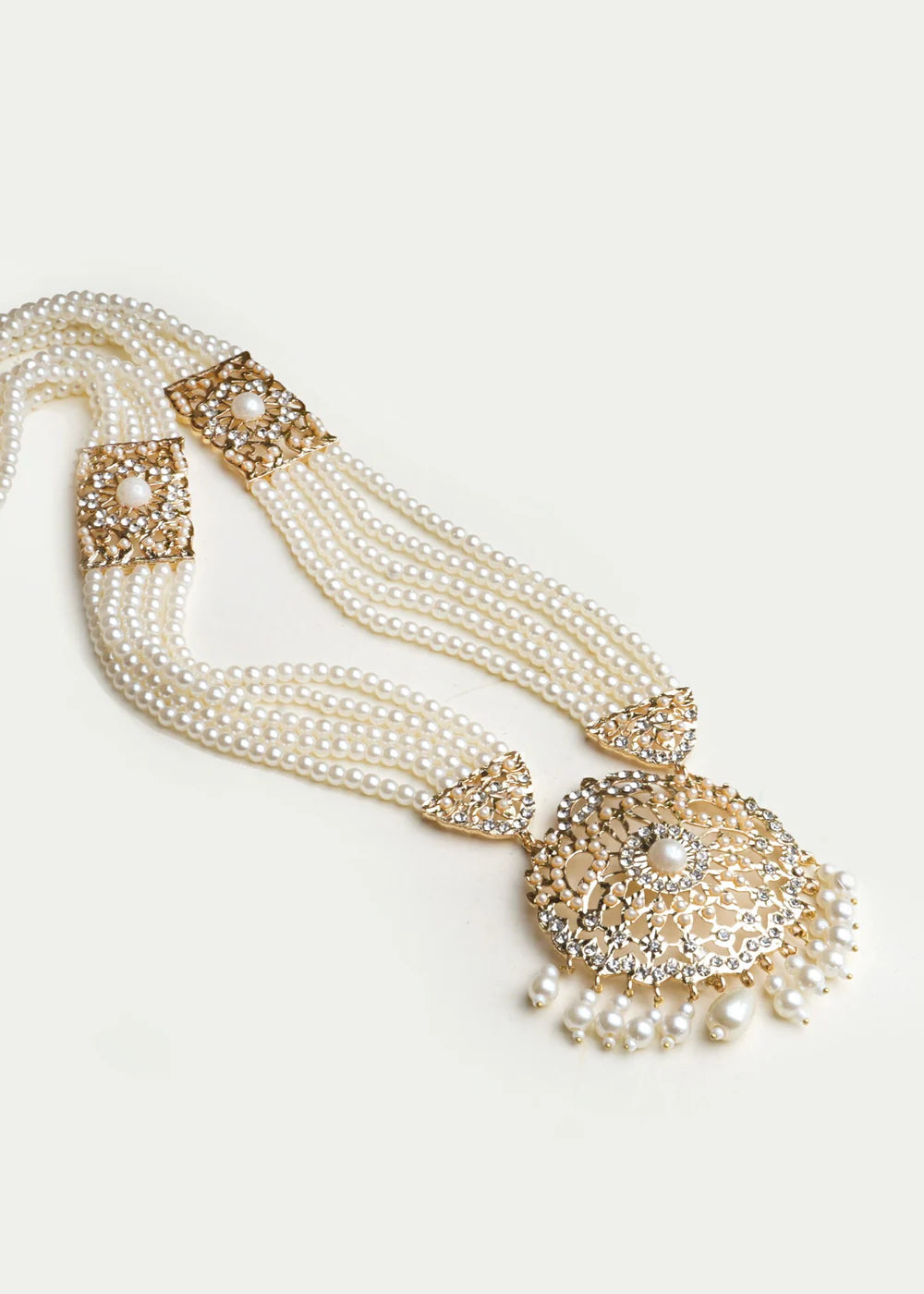 Zarnoora Mala